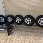 كفرات بالون مع الجنوط