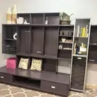 مكتبه