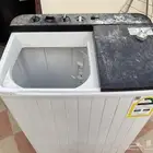 للبيع غسالة حوضين توشيبا