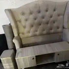 يوجد ثلاجه صغيره شبه جديده  سرير نفر ونص  طاوله تلفزيون