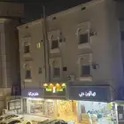 عماره للبيع تجاريه فيها 3 محلات مستاجر لتواصل واتس