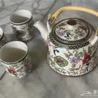ابريق شاي وحليب