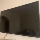شاشه سمارت نظيفه مافيها اي كسر او خراب