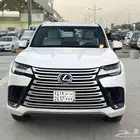 جيب لكزس موديل2023 فل كامل سعودي باقي على الضمان والصيانة