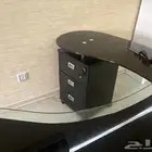 مكتب زحاجي جميل الشكل