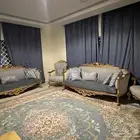 كنب مجلس كلاسيكي للبيع.