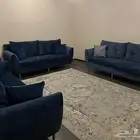 كنب وطاولة طعام