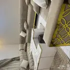 كنب للبيع نظيف جدا  مساحة 4في 5 مع الستارة