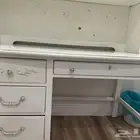 مكتبه مع ارفف