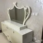 بوفيه مع مرايه