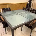 طاولة طعام