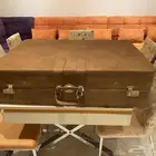 شنطة قديمة جديدة نادره متعدده الاغراض