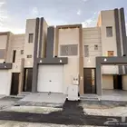 للبيع روف علوى بمدخل سياره بحى الزهور بالمحاله ابها