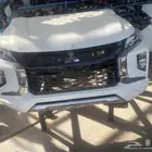واجهه موستبيشي L200