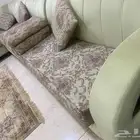 كنب متواصل نظيف جدا 12 مقعد التواصل يوجد مقطع فديو كامل