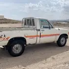 هايلوكس 1983