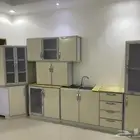 دولاب مطبخ كامل جديد استخدام ثلاثة شهور