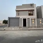 للبيع فيلا دورين وملحق في النواريه تشطيبvip ومصعد راكب