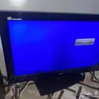 شاشة تلفيزيون صغيره