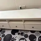 للبيع طاوله تلفزيون ايكيا