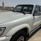 نيسان سفاري