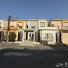 للبيع فيلا دورين وملحق حي الوسام خميس مشيط 900الف