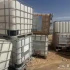 خزانات مع القواعد وحمامات حديد وفايبر للمخيمات للبيع