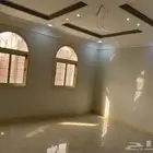 شقة للإيجار مكة مخطط البوابه3بالزايدي 3 غرف مطبخ راكب 2صاله