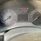 الموتر عليه كفرات جدد و بطارية جديدة المكينه تنقص زيت