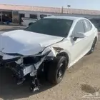 كامري 2023 LE مصدوم استاندر