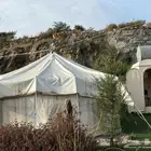خيمتين مع دورتين مياه فايبر للبيع