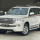 تويوتا لاندكروزر 2017 سعودي فل