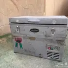 ثلاجه الرمايه يبغالها صيانه فيها تنسيم في الفريون مع الكرسي