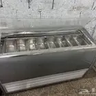 ثلاجة ايس كريم