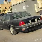 فورد كراون فكتوريا 2002