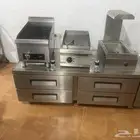 ثلاجه اندر كاونتر جريل عدد 2 ثلاثه طاوله