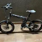 سكيل احمر يتصفط