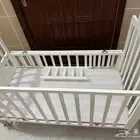 سرير اطفال للبيع