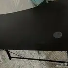 طاولة مكتب