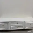 طاولة ابيض