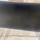 شاشه جلكسي 24 بوصه للبيع ب 50 ريال بدون سلك السلك خربان