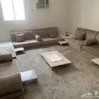 كنب ارضي للبيع مع الطاولات