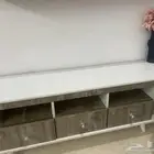 طاولة تلفزيون