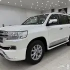 لاندكروزر 2018 GXR فل كامل 8 سلندر سعودي