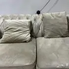 كنب لونه رصاصي حبتين كبيره وثلاث صغيره