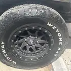 للبيع كفرات وجنوط استخدم بسيط