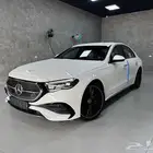 للبيع مرسيدس E300 اصفاارر 2025 فل بطاقة