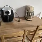 أدوات كهربائية وطاولة طعام من ايكيا