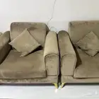 للبيع كنب بحالة جيدة