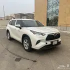 هايلاندر 2022 صيانات وكالة مالك اول للبيع